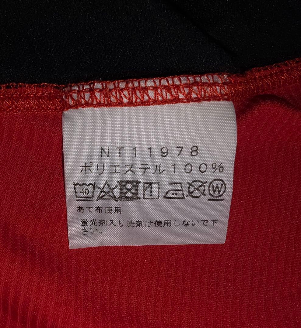 THE NORTH FACE レッドTシャツ＆ショートパンツセット(古着)