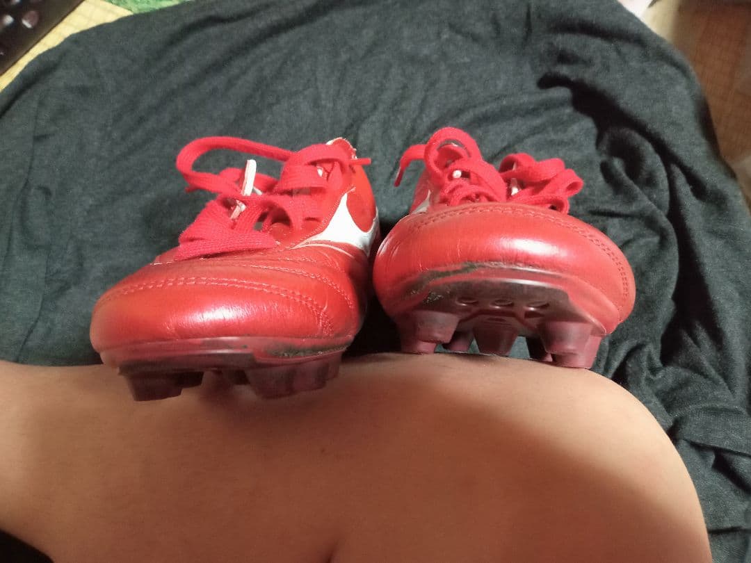 モレリア　Mizuno レッド スパイクシューズ