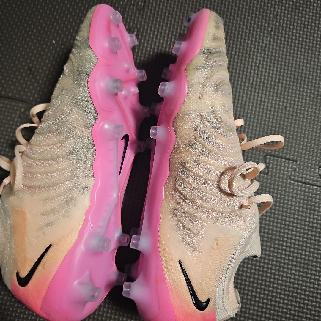 Nike サッカーシューズ PHANTOM gx2