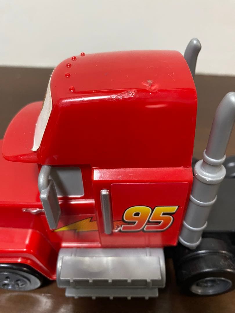 トミカカーズ　たくさんのせよう！大きなマック＆大きなマックウィーン　中古品