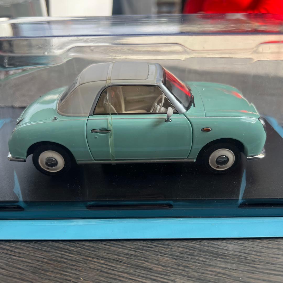 ⑤Nissan Figaro (1991) ミニカー 1/24 スケール