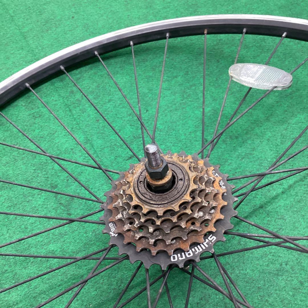 アルミリム　後輪 700c リア 35cタイヤがついてました