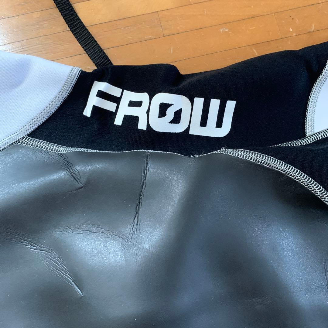 FROW ショートウェットスーツ　メンズＬ　2㎜