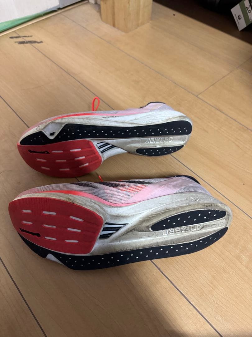 ADIZERO TAKUMI SEN 10ブラック/ホワイト/ピンク