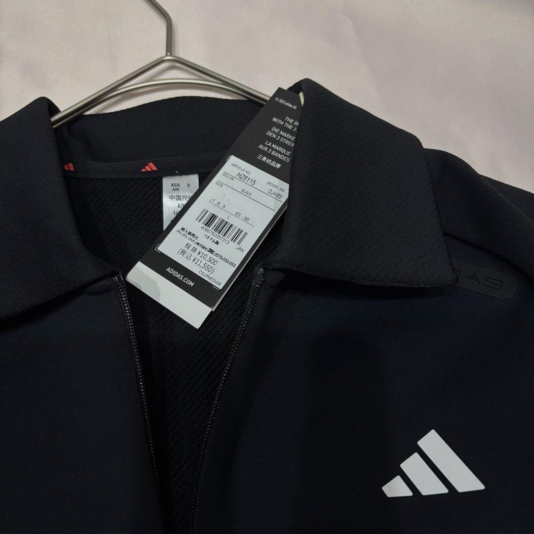 新品adidasゴルフスリーライン入りポロシャツ　アーカイブグラフィックスカート