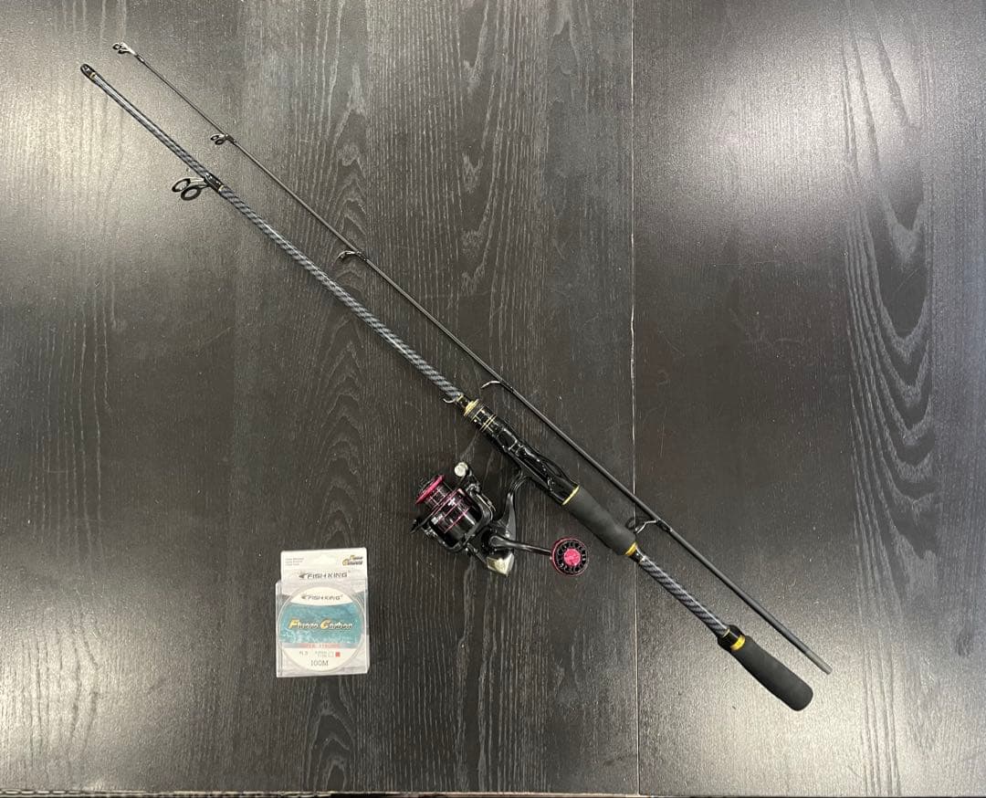 ルアー釣りデビュー2ピーススピニングロッド（180cm)3000番リールライン付