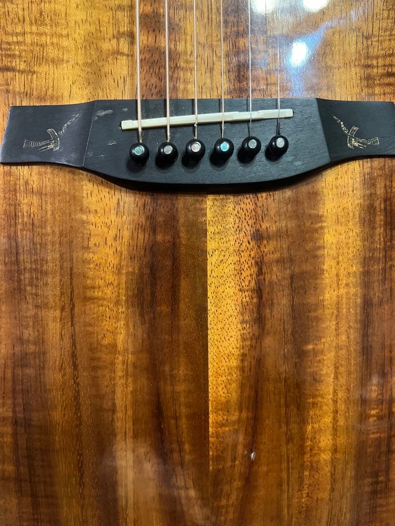 Thuận Guitar Custom Koa Model