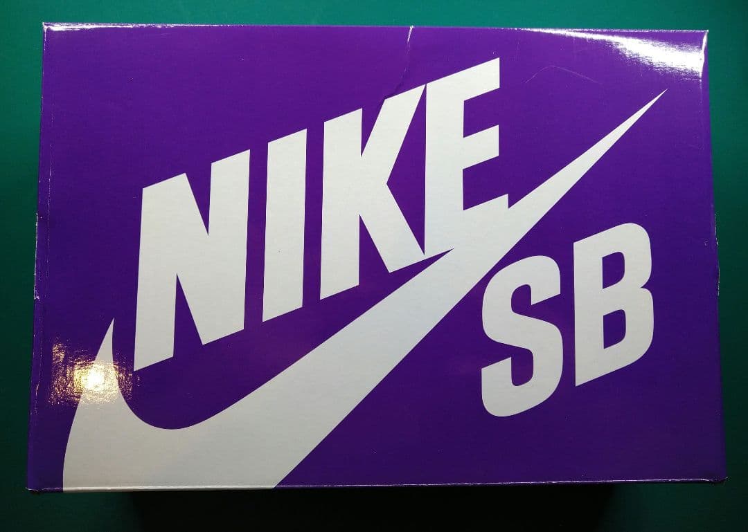 未使用品　Nike　SBダンク レオベーカーモデル ハイカットスニーカー 緑/黒