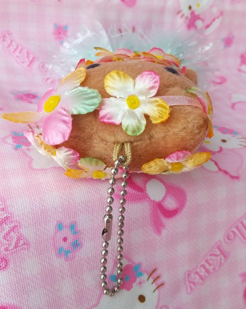 日焼けキティ　キーホルダー　マスコット　ぬいぐるみ　ハワイ　フラダンス