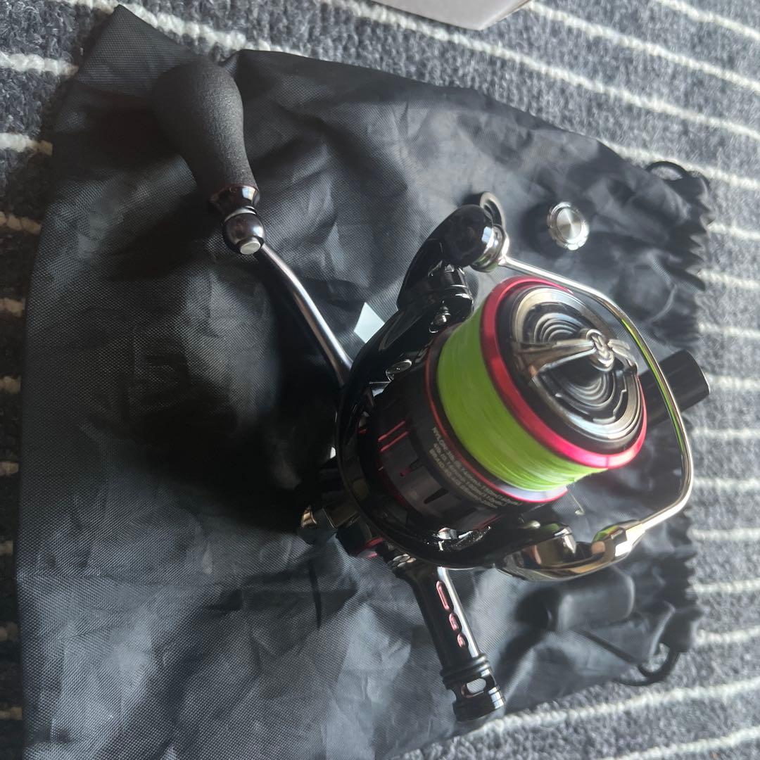 23月下美人Daiwa LT2000S スピニングリールフルベアリング可美品