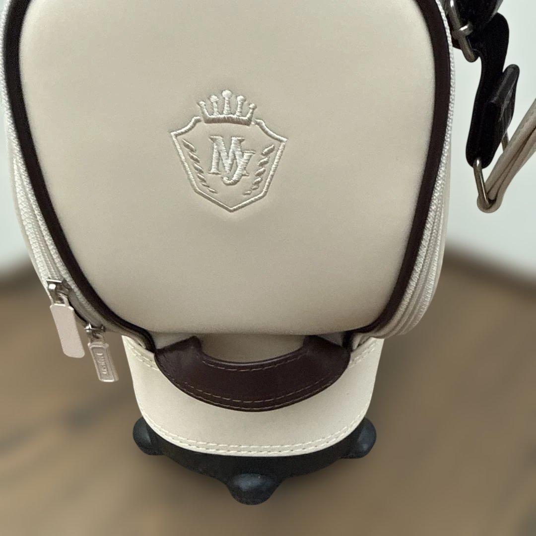 新品　MAJESTY ベージュ キャディバッグ　キャスター付き
