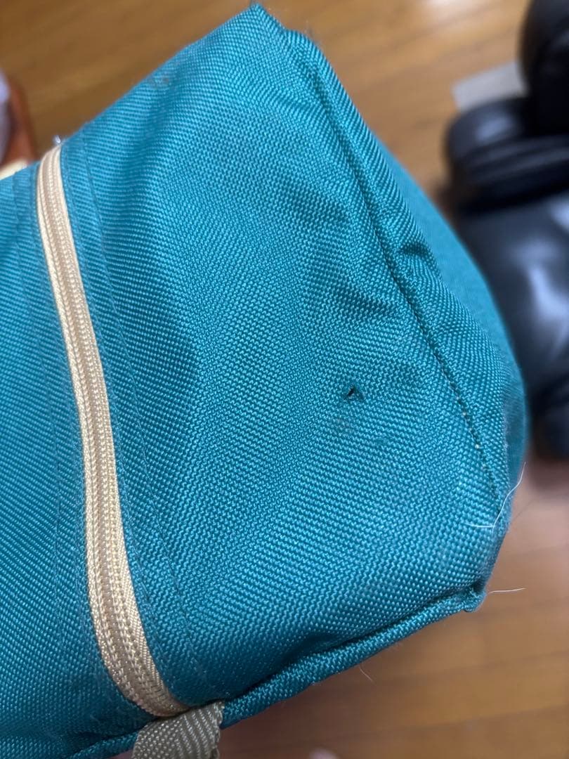 Coleman 折りたたみコット 緑/ベージュ収納袋付き、長椅子にも