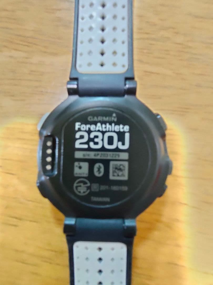 Garmin ForeAthlete230J 　充電ケーブル2本付き