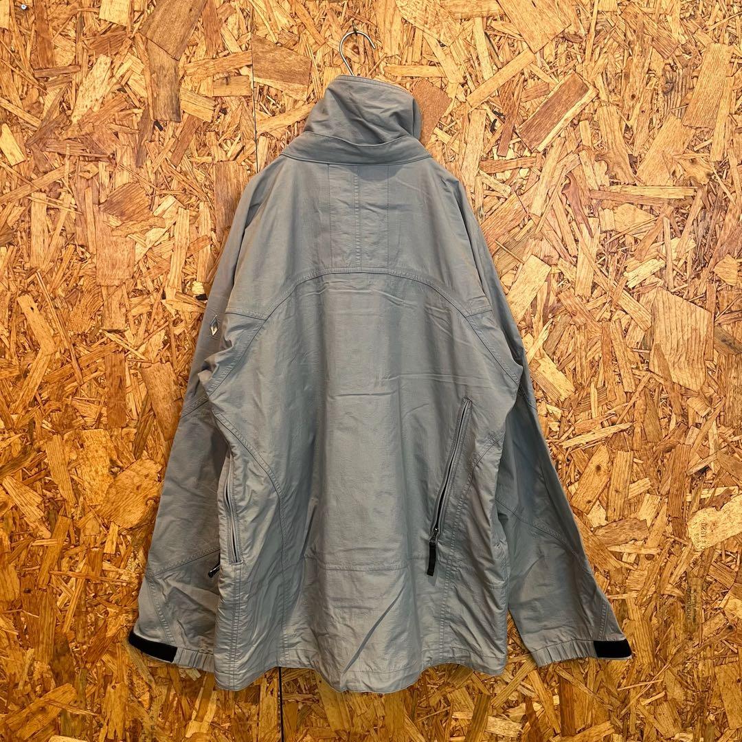 Burton バートン スノーウェア ジャケット スキー スノボ グレー メンズ