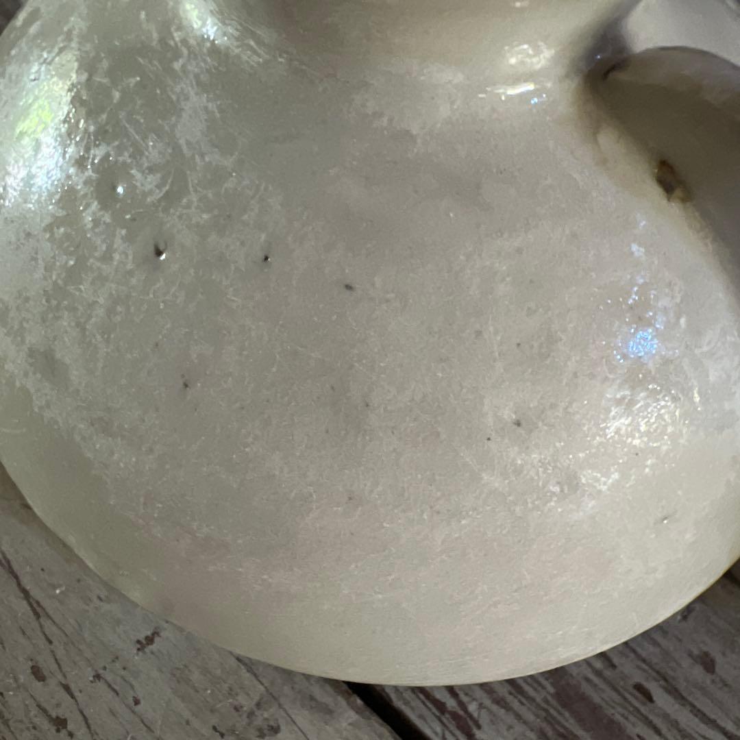 実家整理　古い白磁の茶碗　魚
