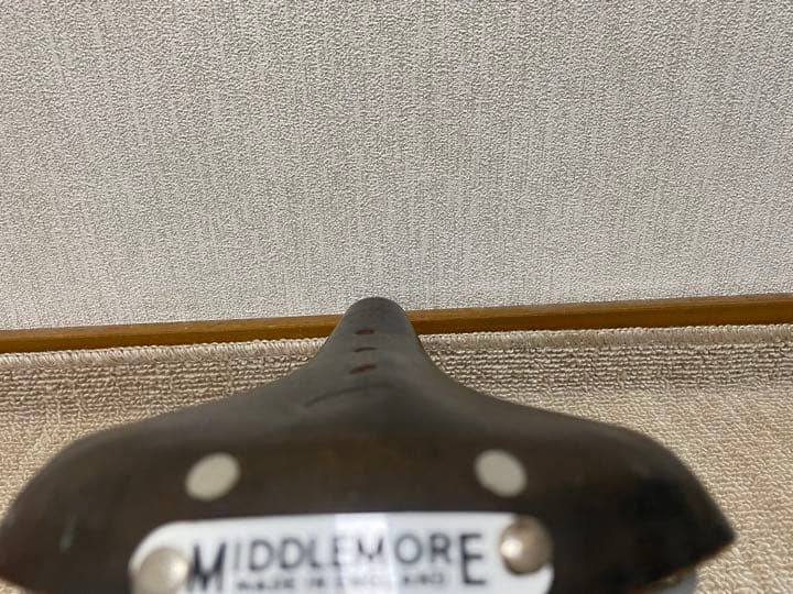 Middlemore 革サドル B89