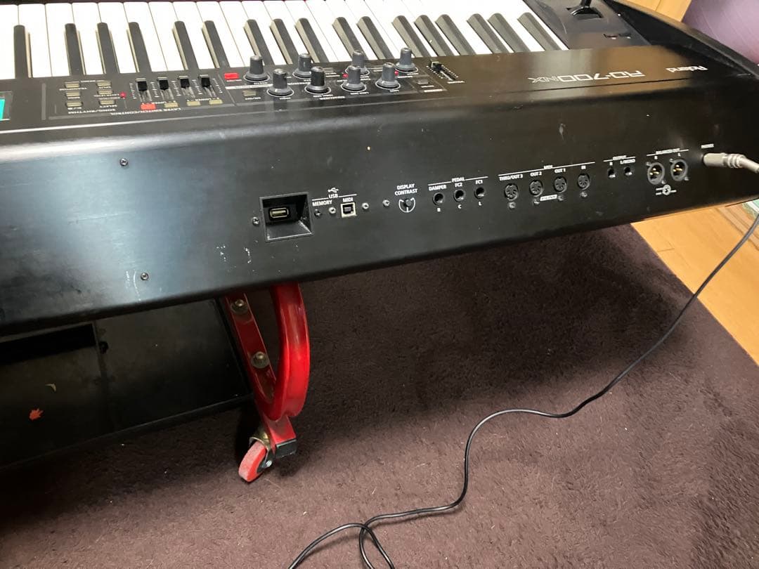 RD-700NX 動作確認済み　シンセサイザー電子ピアノRoland