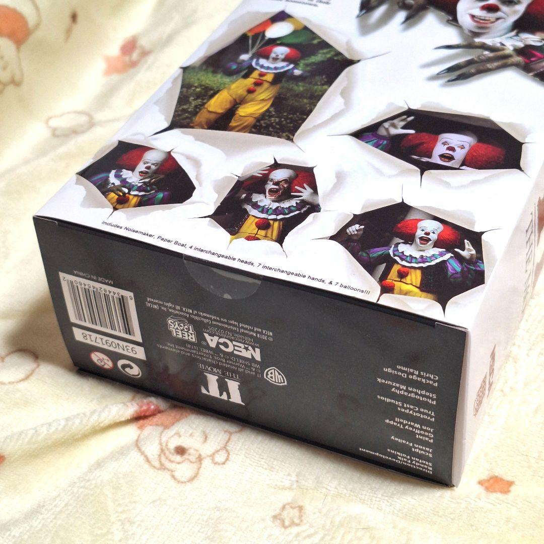 IT Pennywise ペニーワイズ フィギュア NECA