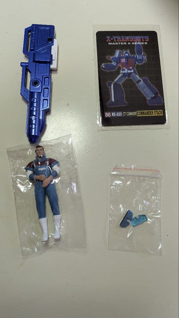X-TRANSBOTS COMMANDER STACK 非正規ウルトラマグナス似