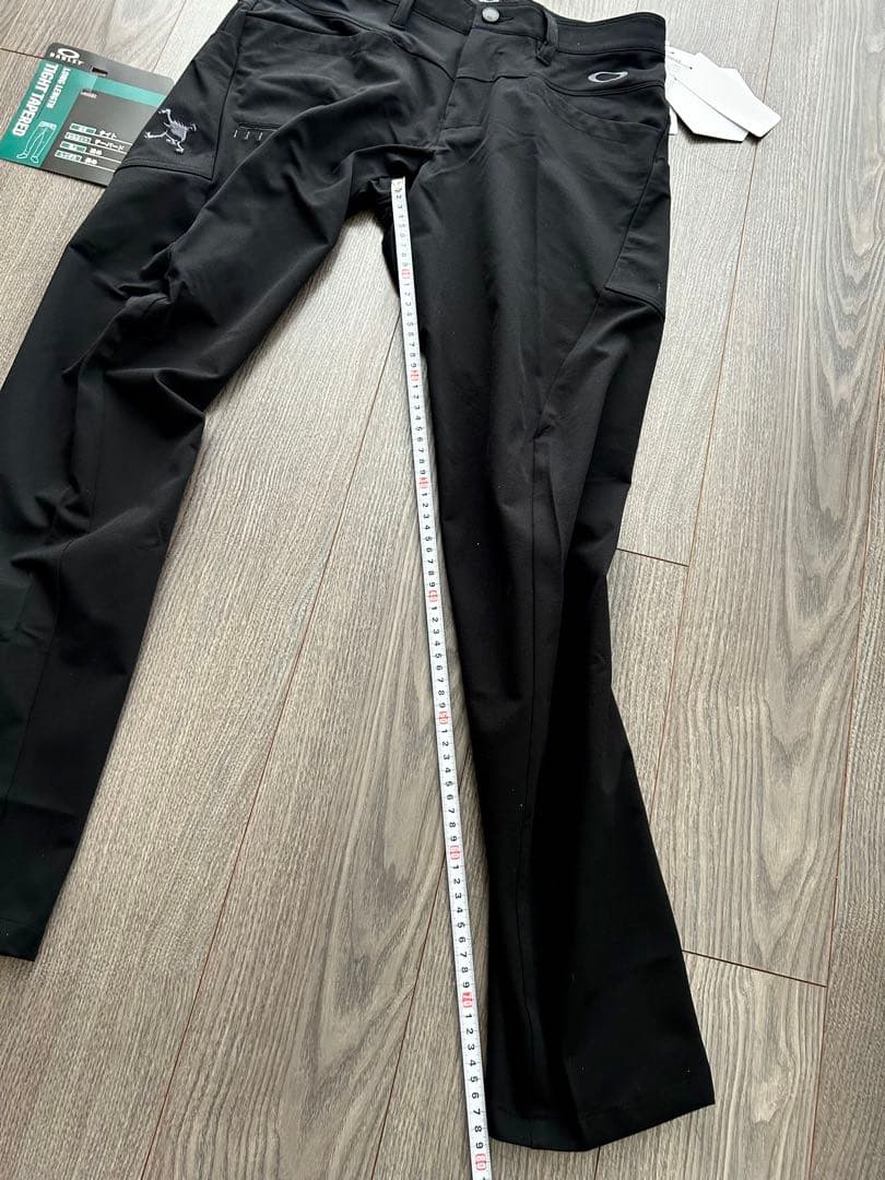 新品 OAKLEY オークリー 立体裁断4WAYストレッチUPF50 速乾 31