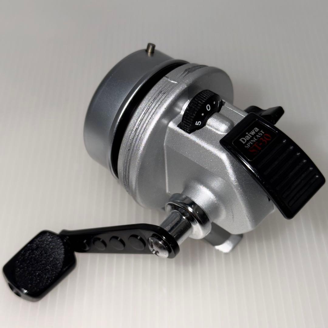 ダイワ スピンキャストST-30 ビンテージ 美品 DAIWA SPINCAST