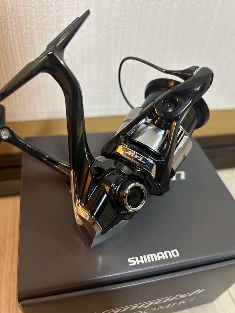 シマノ 23ヴァンキッシュ c3000mhg 当たり個体 美品
