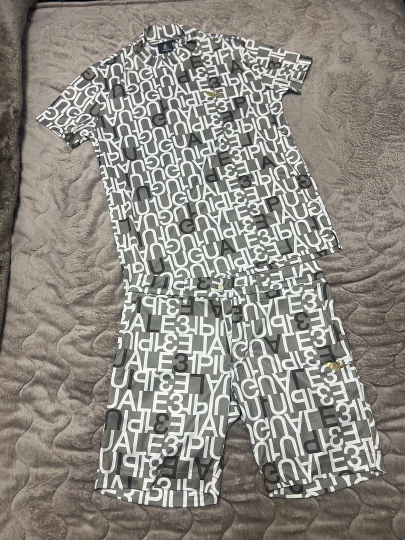 1PIU1UGUALE3 FULL MIX LOGO［BEIGE］セットアップ