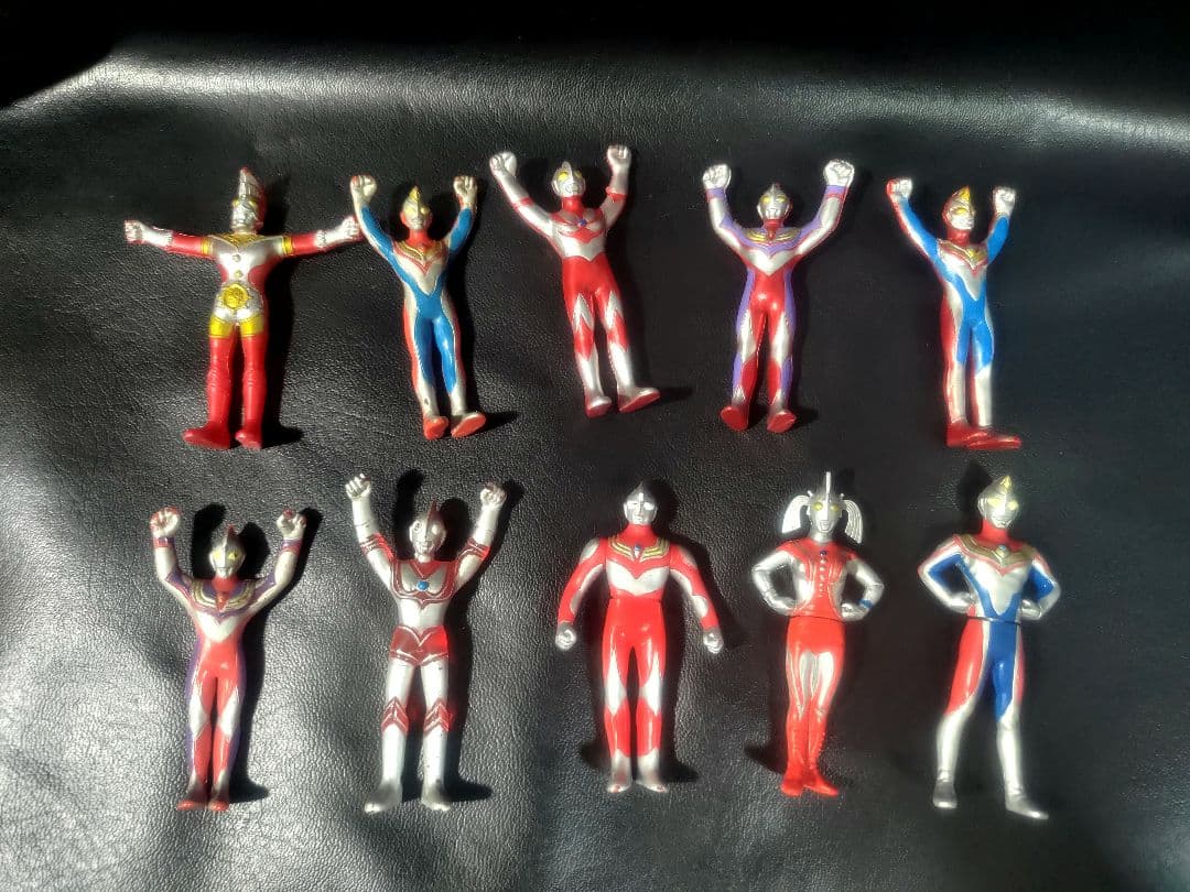 【大量・レア】ウルトラマン＆怪獣 ソフビ フィギュア 玩具 100体 まとめ売り