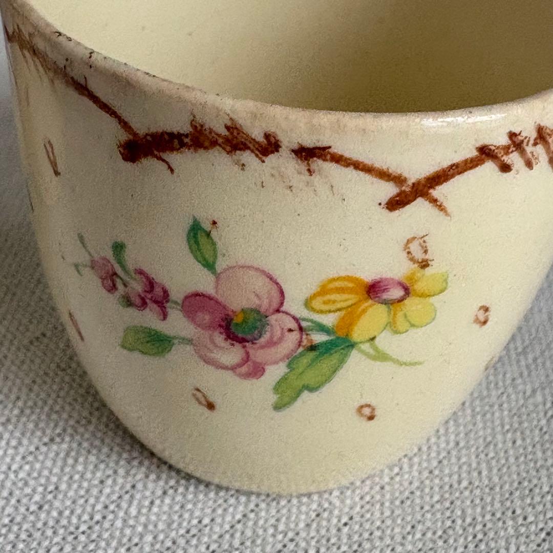 031 スージークーパー　プランタン小花　エッグカップ2個セット　ブラウン　茶色