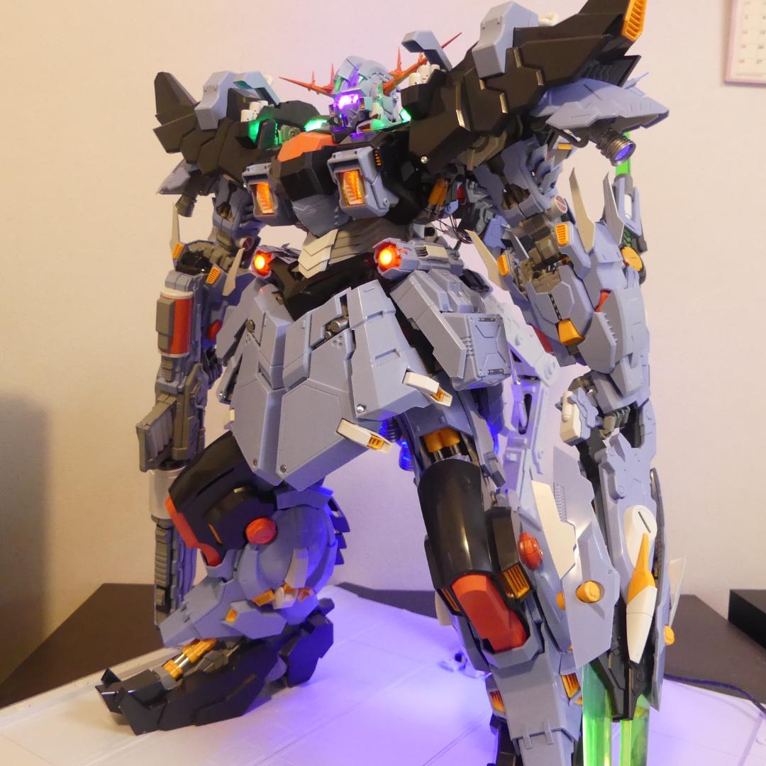【超希少品】機甲の城　1/100 パーフェクトジオング プラモデル 初回限定版