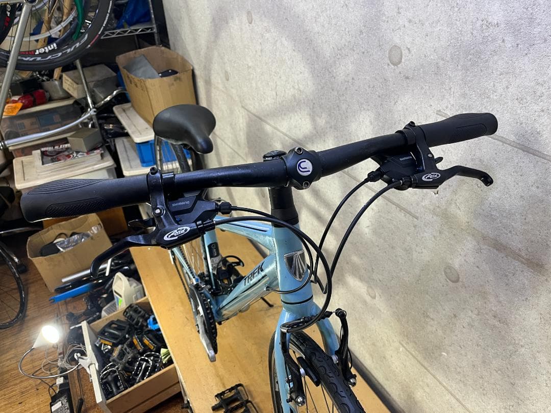 送料無料！　TREK　SEVEN.TWO 72 クロスバイク　トレック　XS