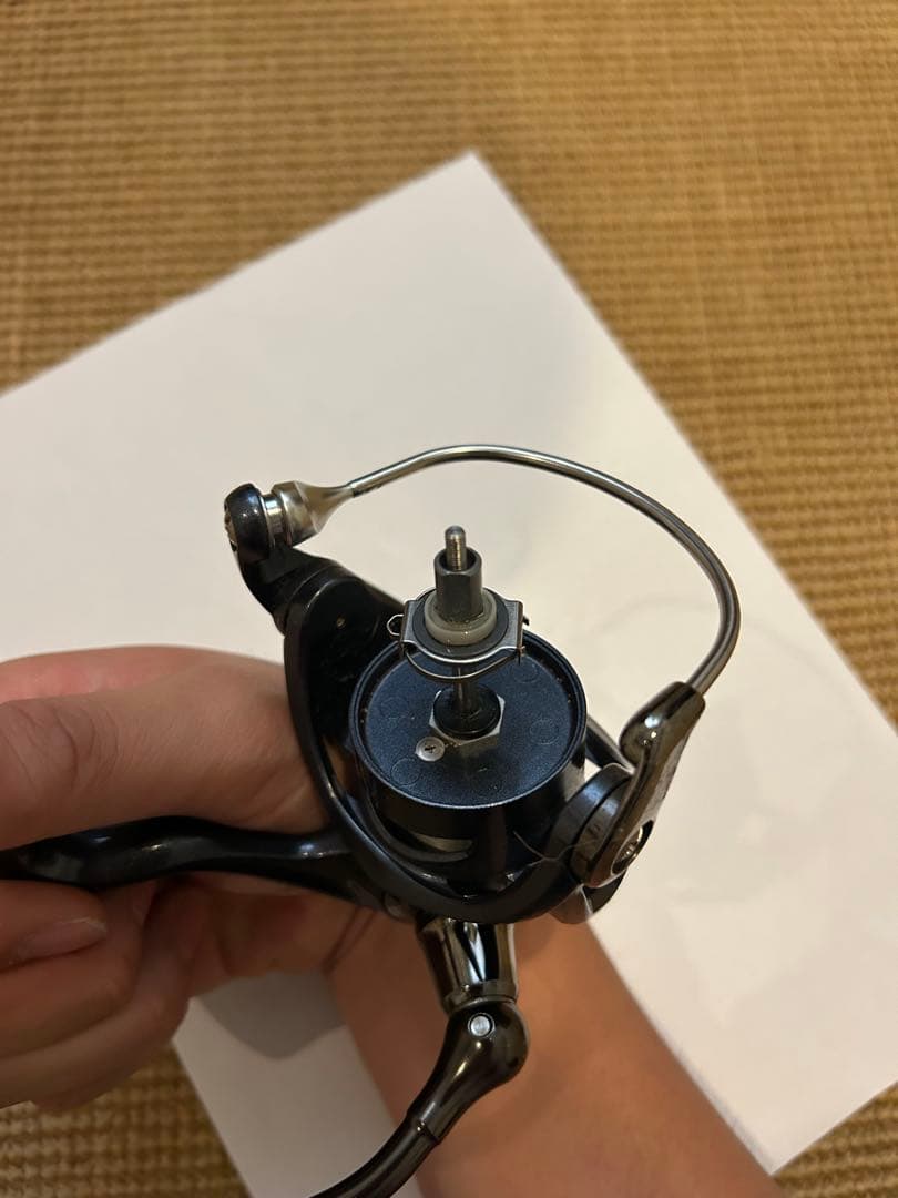 15FREAMS 2508 スピニングリール