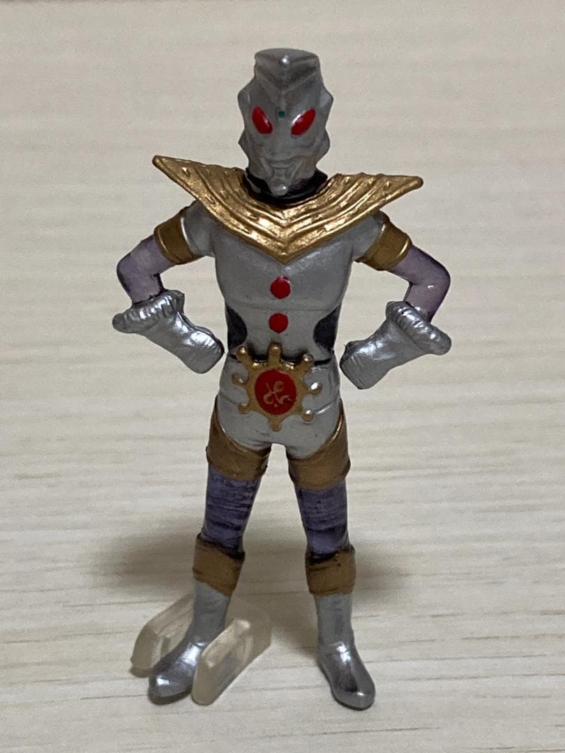 クリアバージョン　開封品　キャラエッグ　ウルトラマン １７種【宅急便送料無料】