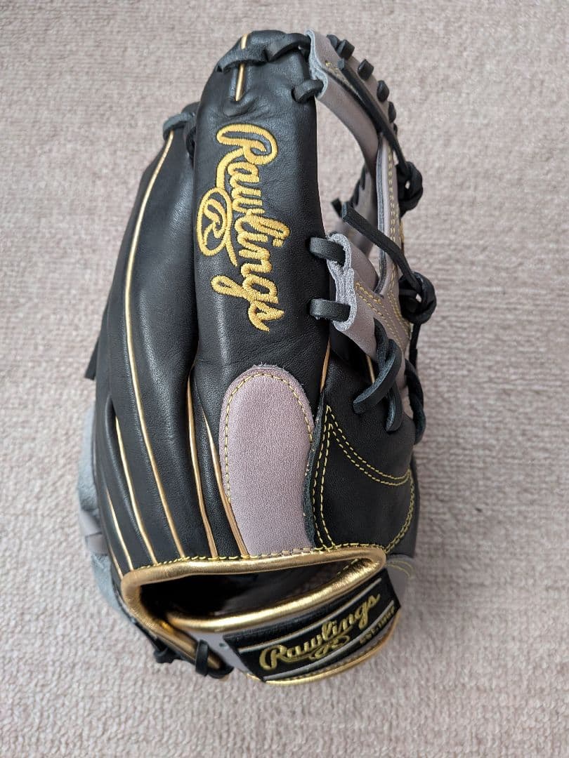 Rawlings Gold Glove 軟式グローブ 黒/灰色