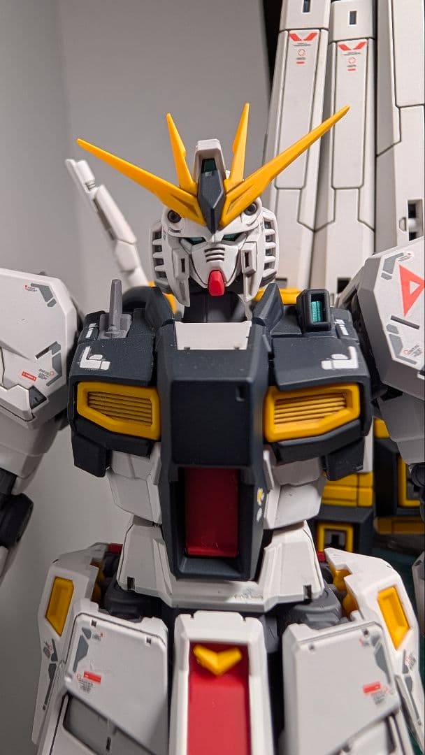 RX-93 rg νガンダム rgサザビー　塗装済み完成品