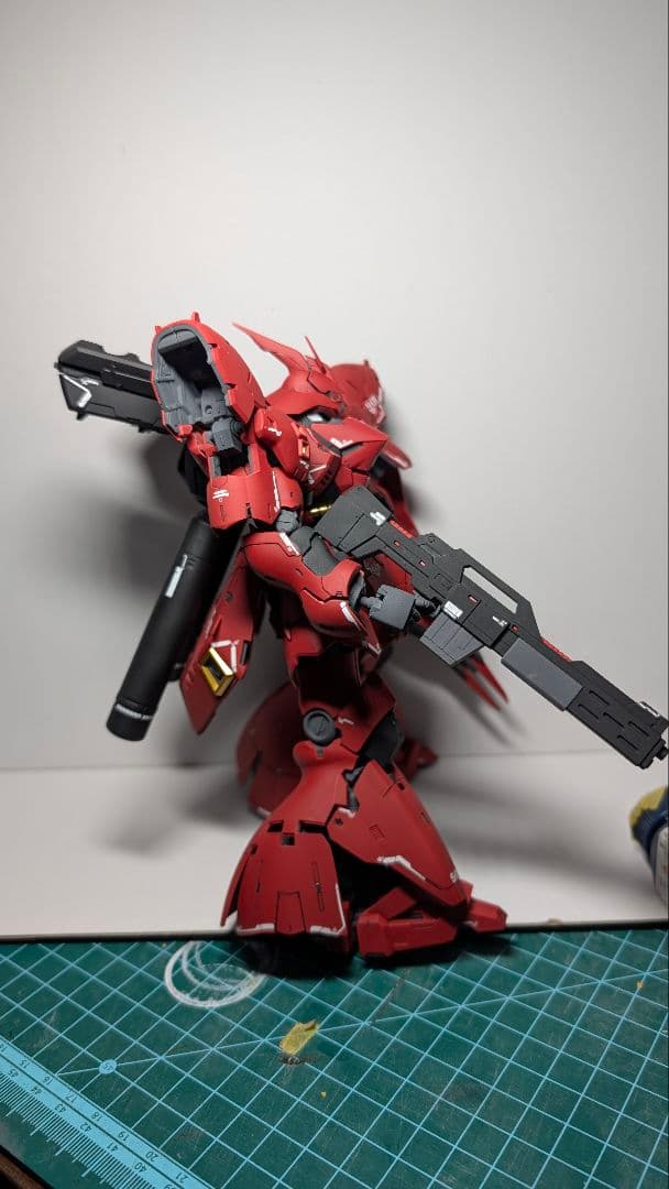 RX-93 rg νガンダム rgサザビー　塗装済み完成品