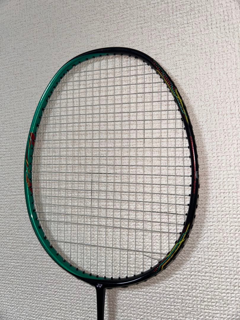 バドミントンラケット　アストロクス88S 3UG5【ジャンク品】