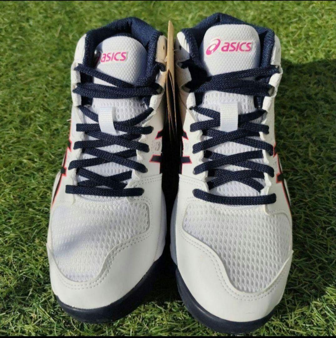 asics ジュニアバスケットシューズ23.5cm