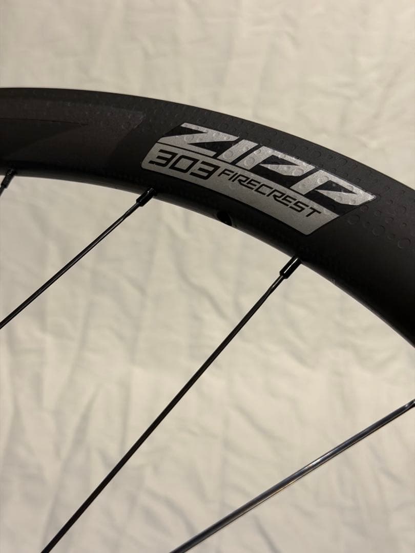 Zipp 303 firecrest 超軽量カーボンホイール前後　リア新品同様