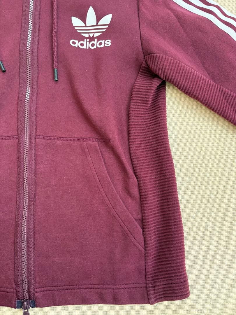 adidas バーガンディ フード付きジャケット ダブルジップ可