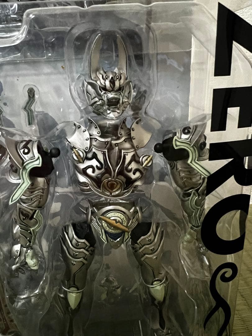 【未開封】牙狼 GARO イクイップ＆プロップVOL.3 銀牙騎士ゼロ＆シルヴァ