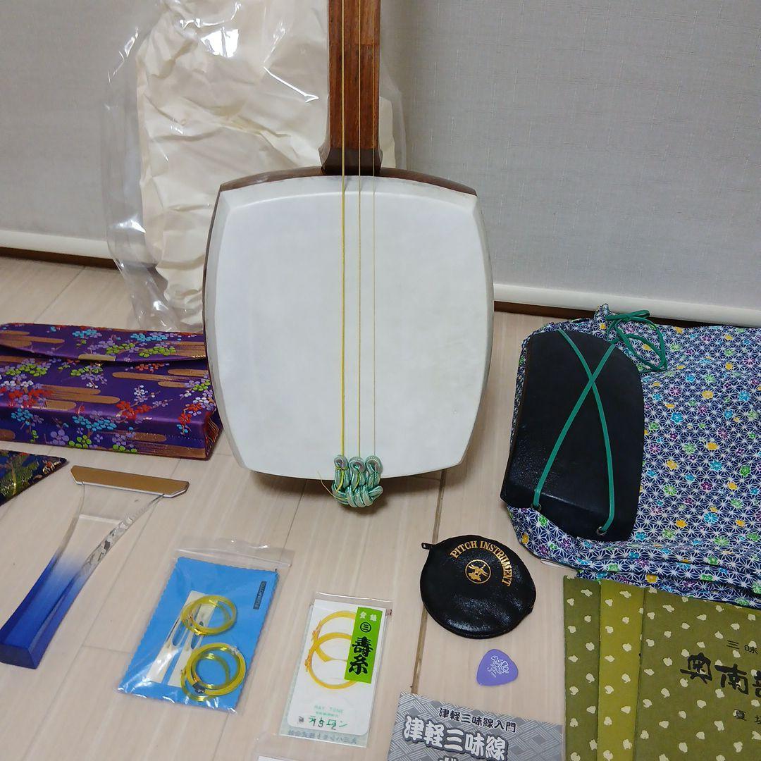 n*i様 津軽三味線本体と付属品一式