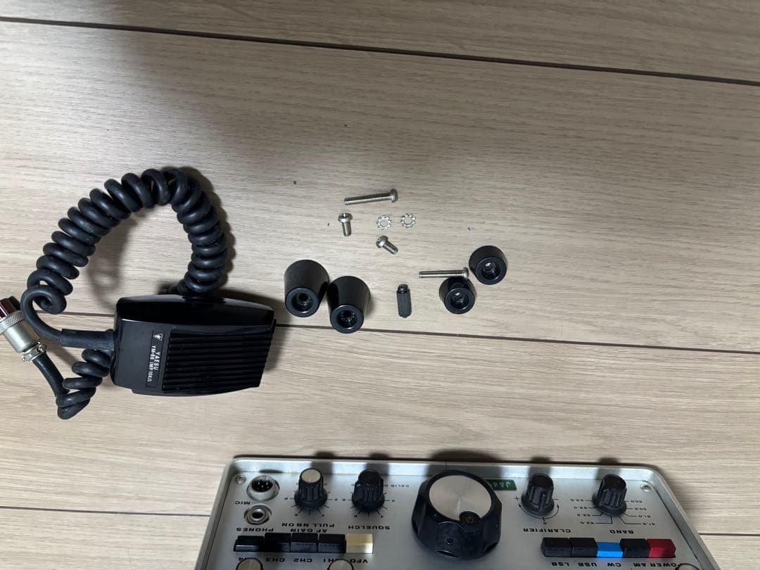 受信機 YAESU FT-620 VHF SSB