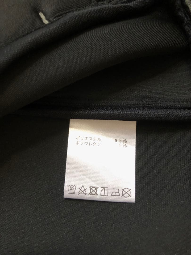 New Balance オリーブグリーン アウターとパンツセット