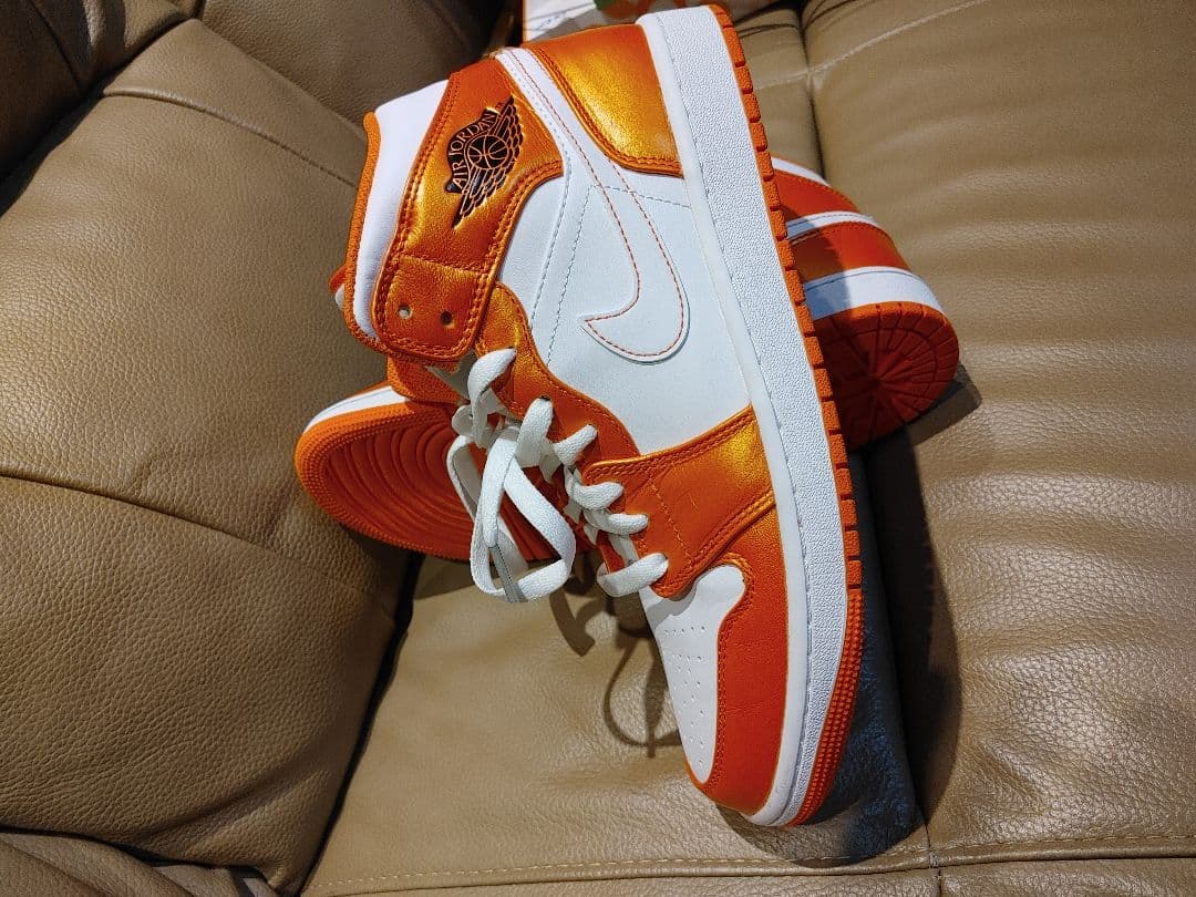 新品27㎝Nike Air Jordan 1 Mid オレンジ/ホワイト