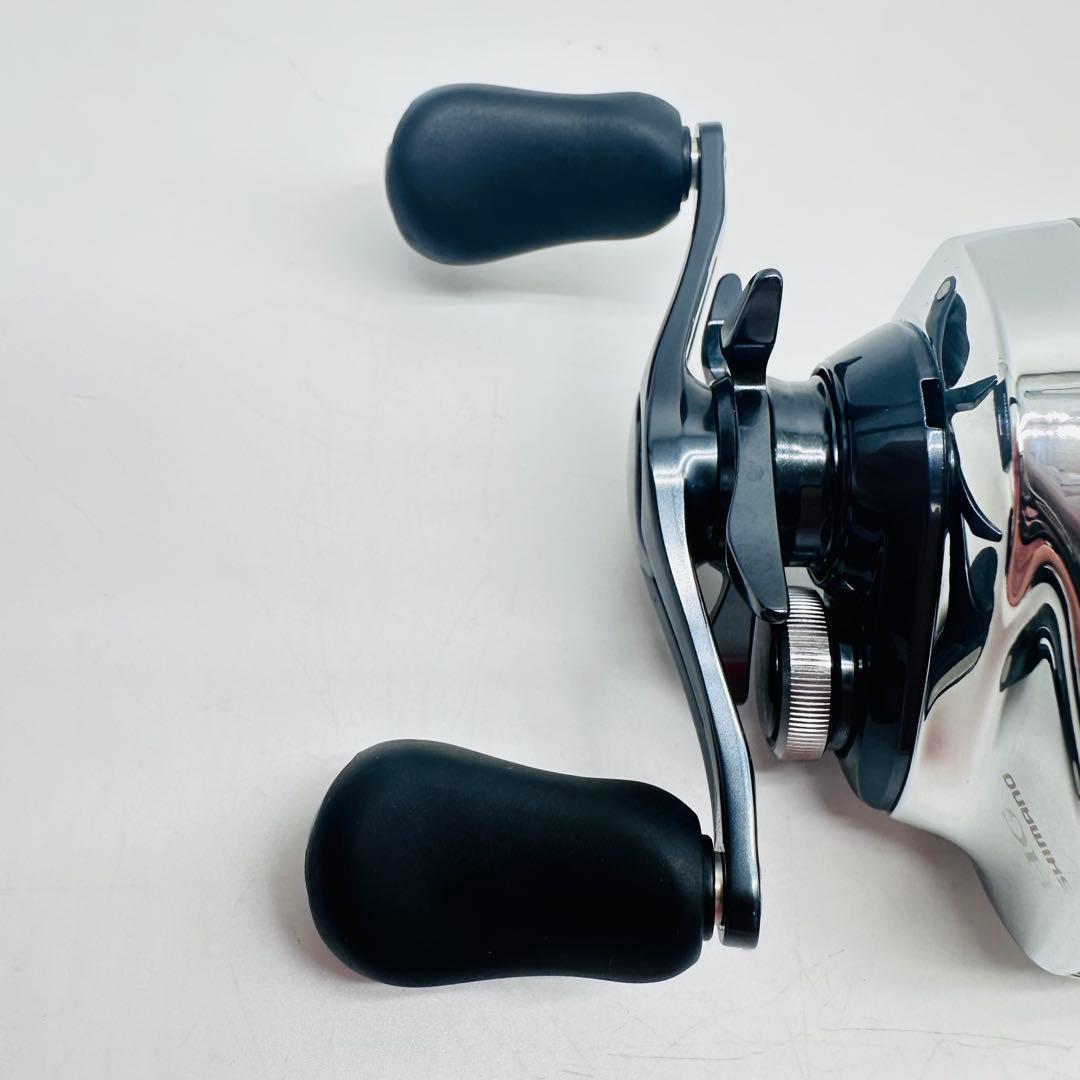 美品　SHIMANO　シマノ　19　アンタレス　HG　ベイトリール　淡水専用
