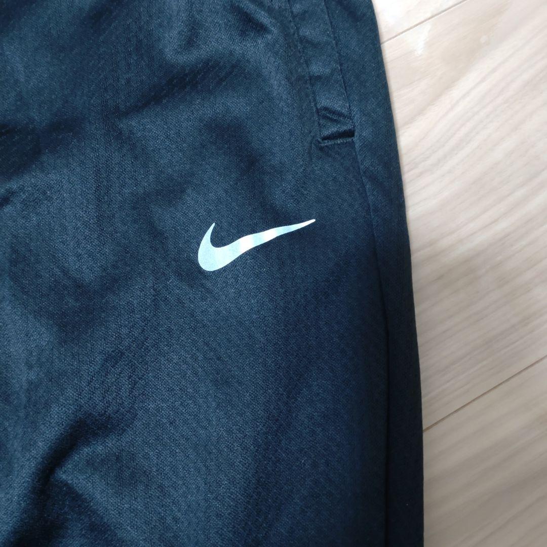 NIKE　ナイキ　ジャージセットアップ　スポーツウェア　Lサイズ　黒灰