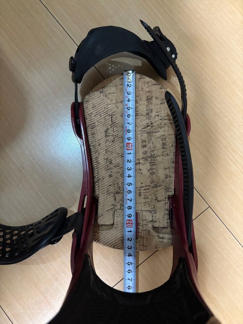 Burton MalaVita 16-17モデル