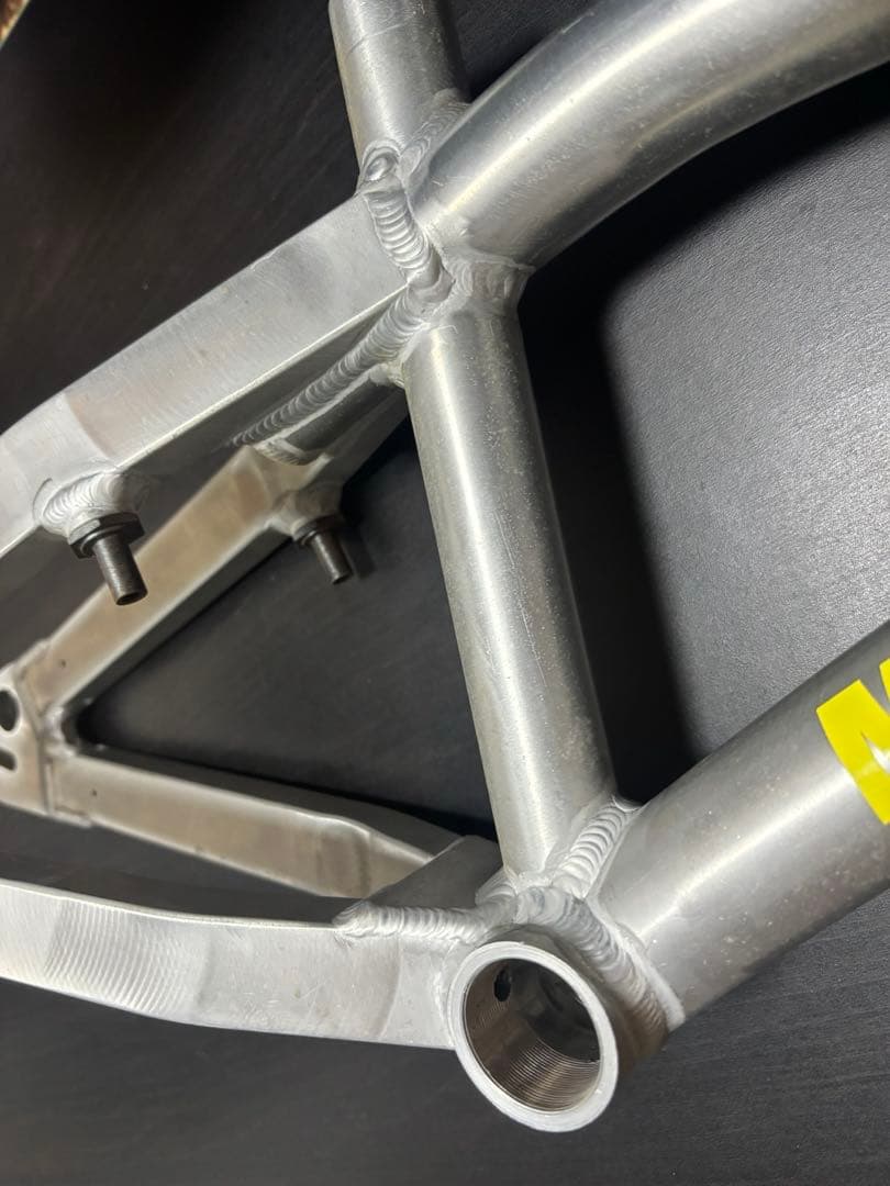 BMX Magicfruitsアルミフレーム 新品未使用