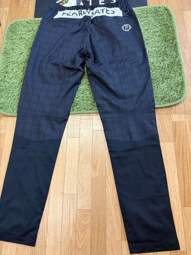 オ*ン様 新品正規品【PG/4】パーリーゲイツ ナイロンパンツ　サーモトロンレイ